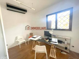 Locale commerciale-in-affitto-Montebelluna