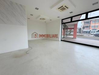 Attività commerciale-in-vendita-Montebelluna