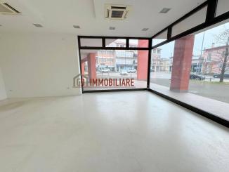 Attività commerciale-in-vendita-Montebelluna